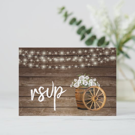 Rustiek houten vat met witte bloemen - RSVP (Staand voorkant)