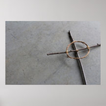 Rustiek Keltisch kruis van stokken en wijnstokken