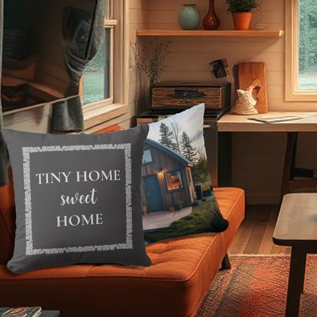 Rustiek klein huis lief huis foto  kussen (Rustic tiny home sweet home script photo vintage throw pillow. You can add your own photo and text.)