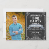 Rustiek krijtbord Eenvoudige foto Afstuderen BBQ Kaart (Voorkant)