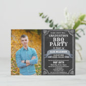 Rustiek krijtbord Eenvoudige foto Afstuderen BBQ Kaart (Staand voorkant)