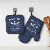 Rustiek Lake House Familienaam Marine Blauw Hout Ovenwant & Pannenlap Set
