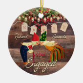 Rustiek Land eerste Kerstmis verloofd schattig paa Keramisch Ornament (Voorkant)