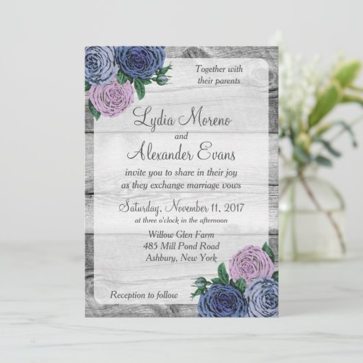 Rustiek Land Rozen Schuur Hout Bruiloft Uitnodigin Kaart (Staand voorkant)