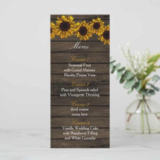 Rustiek Land Zonnebloemen Schuur Hout Bruiloft men Menu (Staand voorkant)