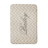 Rustiek Linnen Beige en Taupe Chevron Monogram Badmat (Voorkant Verticaal)