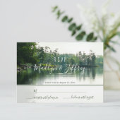 Rustiek meer aan het meer evergreens reflectie bru RSVP kaartje (Staand voorkant)