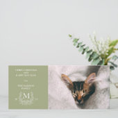 Rustiek monogram Sage Green vakantie fotokaart Feestdagenkaart (Staand voorkant)