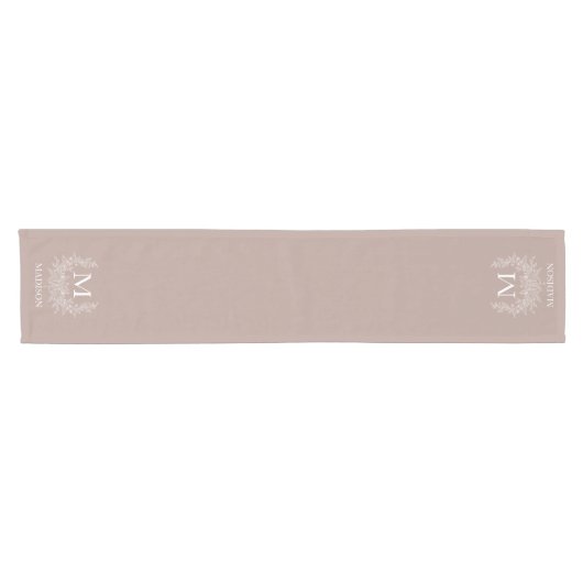 Rustiek monogram Silver Pink gepersonaliseerd init Korte Tafelloper (Horizontaal)