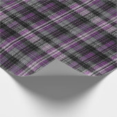 Rustiek paarse zwarte tartan patroon cadeaupapier (Hoek)