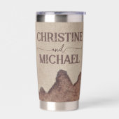  rustiek papier bruin bergen bruiloft geïsoleerde drinkbeker (Links)