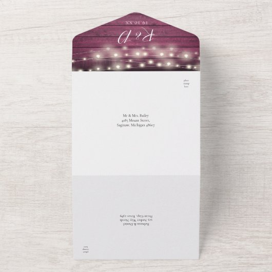 Rustiek Rood Hout Strijklichten Bloemen Bruiloft All In One Uitnodiging (Buitenkant)