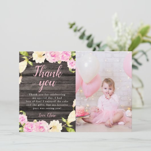 Rustiek Roze Bloemen Meisje Verjaardag Custom Foto Bedankkaart (Staand voorkant)