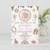 Rustiek Roze Bruin Meisjes Eerste Rodeo 1e Verjaar Kaart (Staand voorkant)