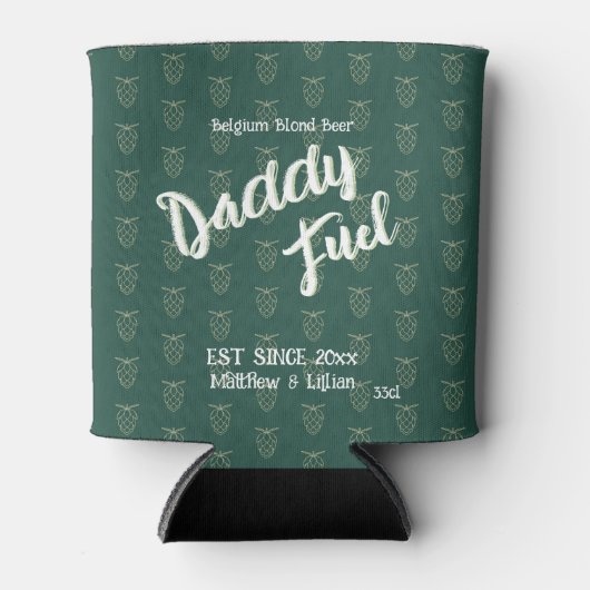 Rustiek script "Daddy Fuel" groen patroon hop Blikjeskoeler (Voorkant)