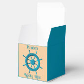 Rustiek Verweerde Boot Stuurwiel Foto Afbeelding Bedankdoosjes (Geopend)