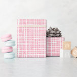Rustiek weefpatroon Modern  Roze Cadeaupapier<br><div class="desc">Dit moderne ontwerp van inpakpapier is voorzien van een handgetekend kruispatroon in wit over een  roze achtergrond...  Een geweldige keuze voor vele gelegenheden!</div>