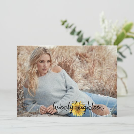 Rustiek Wit Hout Zonnebloemen Afstuderen Kaart (Staand voorkant)