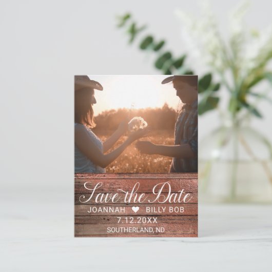 Rustiek Wit Script Foto Bruiloft Save the Date Briefkaart (Staand voorkant)