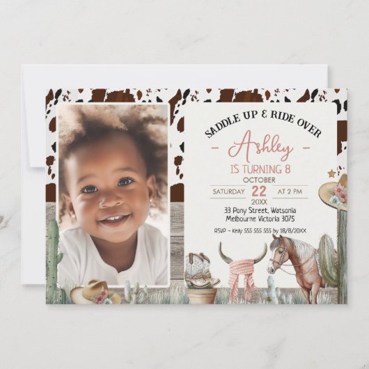 Rustiek Zadel Omhoog Paard Koeienhuid Verjaardagsu Kaart (Voorkant)
