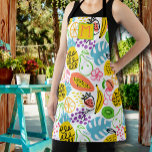 Rustiek Zomer Fruit Patroon Schort<br><div class="desc">Uw monogram initiaal op dit schort met een modern fruitpatroon van ananassen,  peren,  sinaasappels,  kersen,  papaja's,  druiven,  kiwi's en perziken. Je kunt dit ontwerp ook op andere producten zetten!</div>