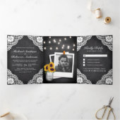 Rustiek Zwart Krijtbord Kant String Lights Bruilof Drieluik Uitnodiging (Binnen)