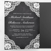 Rustiek Zwart Krijtbord Kant String Lights Bruilof Drieluik Uitnodiging (Binnenzijde eerst)