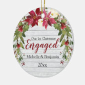 Rustieke 1e Kerstmis Betrokken Poinsettia Foto Keramisch Ornament (Links)