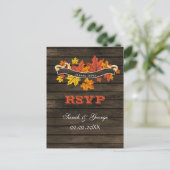 Rustieke Barnwood herfst bruiloft RSVP Uitnodiging Briefkaart (Staand voorkant)