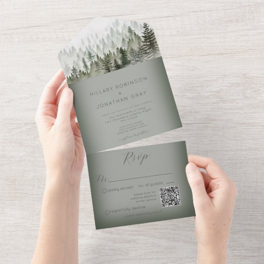 Rustieke bergnevel bos groen QR-code All In One Uitnodiging (Afscheurbaar)