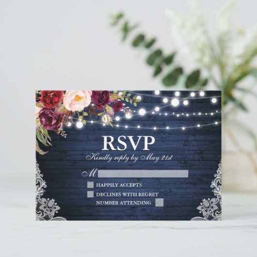 Rustieke Blauwe Houten Lichten Kant Bloemen Bruilo RSVP Kaartje (Staand voorkant)