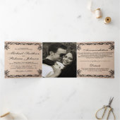 Rustieke Bloei Grens Burlap Foto Huwelijk Drieluik Uitnodiging (Binnen)