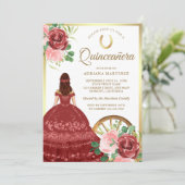 Rustieke Bloemen Rode Jurk Charro Goud Quinceanera Kaart (Staand voorkant)