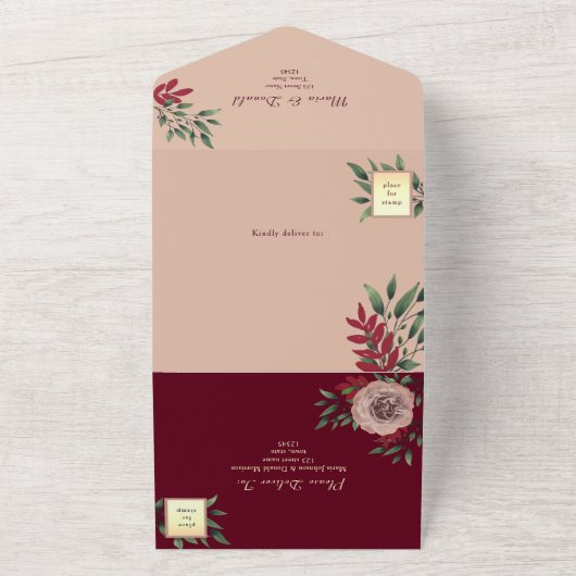 Rustieke Bloemen Roze en Bourgondische bruiloft All In One Uitnodiging (Buitenkant)