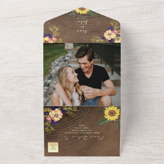 Rustieke Bloemen Schuur Hout Wedding All In One Uitnodiging (Buitenkant)