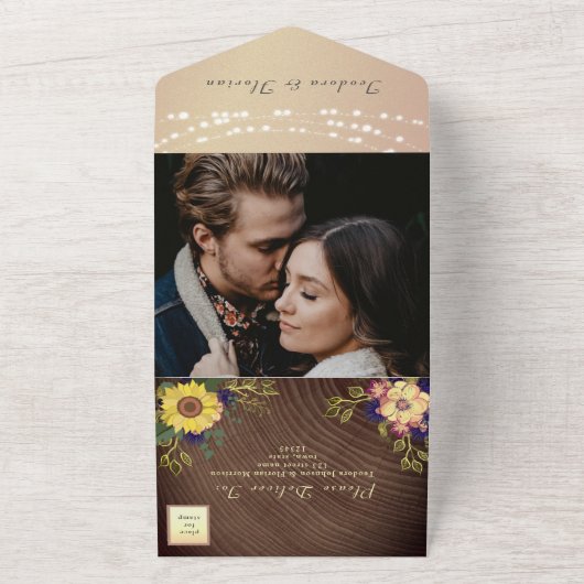 Rustieke Bloemen String Lights Wedding All In One Uitnodiging (Buitenkant)