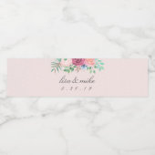 Rustieke bloemenbruiloft roze waterfles etiket (Enkel label)