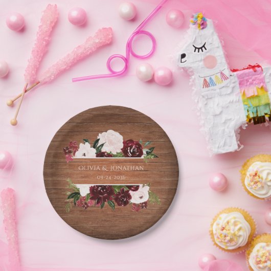 Rustieke bloemrijke burgundy en blos bruiloft papieren bordje (Feest)