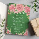 Rustieke blush pioenrozen en lichten op groen schu kaart<br><div class="desc">Rustieke landelijke stijl bruiloft uitnodiging sjabloon op lichte natuur smaragdgroene schuur hout met grote roze en stoffige rozen pioenbloemen en strijklichten. Vul uw gegevens in de spots in, U kunt ervoor kiezen om het verder aan te passen door lettertypen en kleuren van belettering te wijzigen. — De uitnodiging is geschikt...</div>