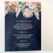 Rustieke Boho Aardse Bloem Pampas Marineblauwe Bru Drieluik Uitnodiging (Binnenzijde eerst)