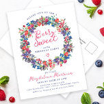 Rustieke Boho Berry Sweet Zomer 40e uitnodiging<br><div class="desc">Net op tijd voor Summer 2024, ons gloednieuwe Summer Berry Bliss collectie. Rood, wit en blauw patriottisme ontmoet rustieke Boho Chic. Aardbeien, frambozen en bosbessen op een witte achtergrond creëer een patriottische sfeer in deze bessen botanische krans. Berry Sweet is geschreven in een speels en casual rood schrift dat overeenkomt...</div>