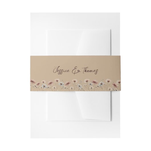 Rustieke Boho Chic Wildflowers Mocha Tan Wedding Uitnodigingen Wikkel (Voorkant Voorbeeld)