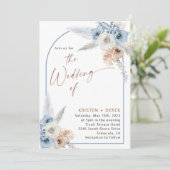 Rustieke Boho Dusty Blue Floral Arch Bruiloft Kaart (Staand voorkant)