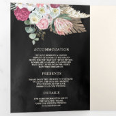 Rustieke Boho Roze Bloemen Pampas Zwart Bruiloft Drieluik Uitnodiging (Binnenzijde eerst)