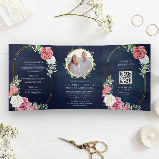 Rustieke Boho Roze Rozen Bloemige Marine QR Code T Drieluik Uitnodiging