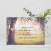 Rustieke boom en gebeeldhouwde hart verlovingsfees kaart (Staand voorkant)