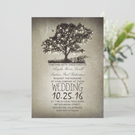 Rustieke boom & string lichten bruiloft uitnodigin kaart (Staand voorkant)