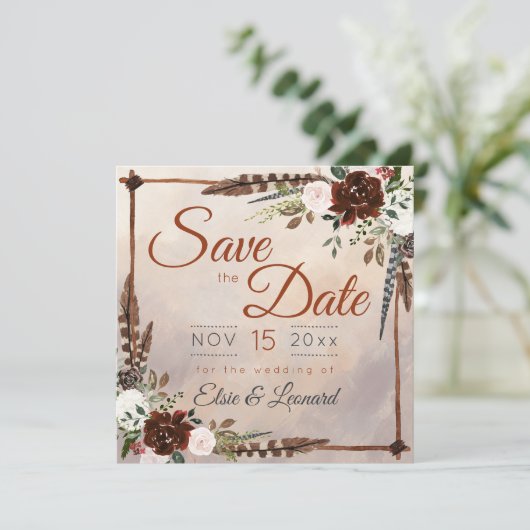 Rustieke bosveren en bloeiende bloemen save the date (Staand voorkant)