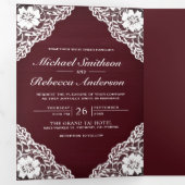 Rustieke Bourgogne Houten Kant String Lights Bruil Drieluik Uitnodiging (Binnenzijde eerst)