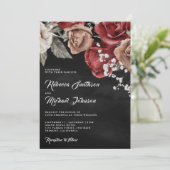 Rustieke Bourgogne Rozen QR Code Zwarte Huwelijk Kaart (Staand voorkant)